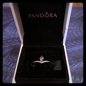 Pandora Ring